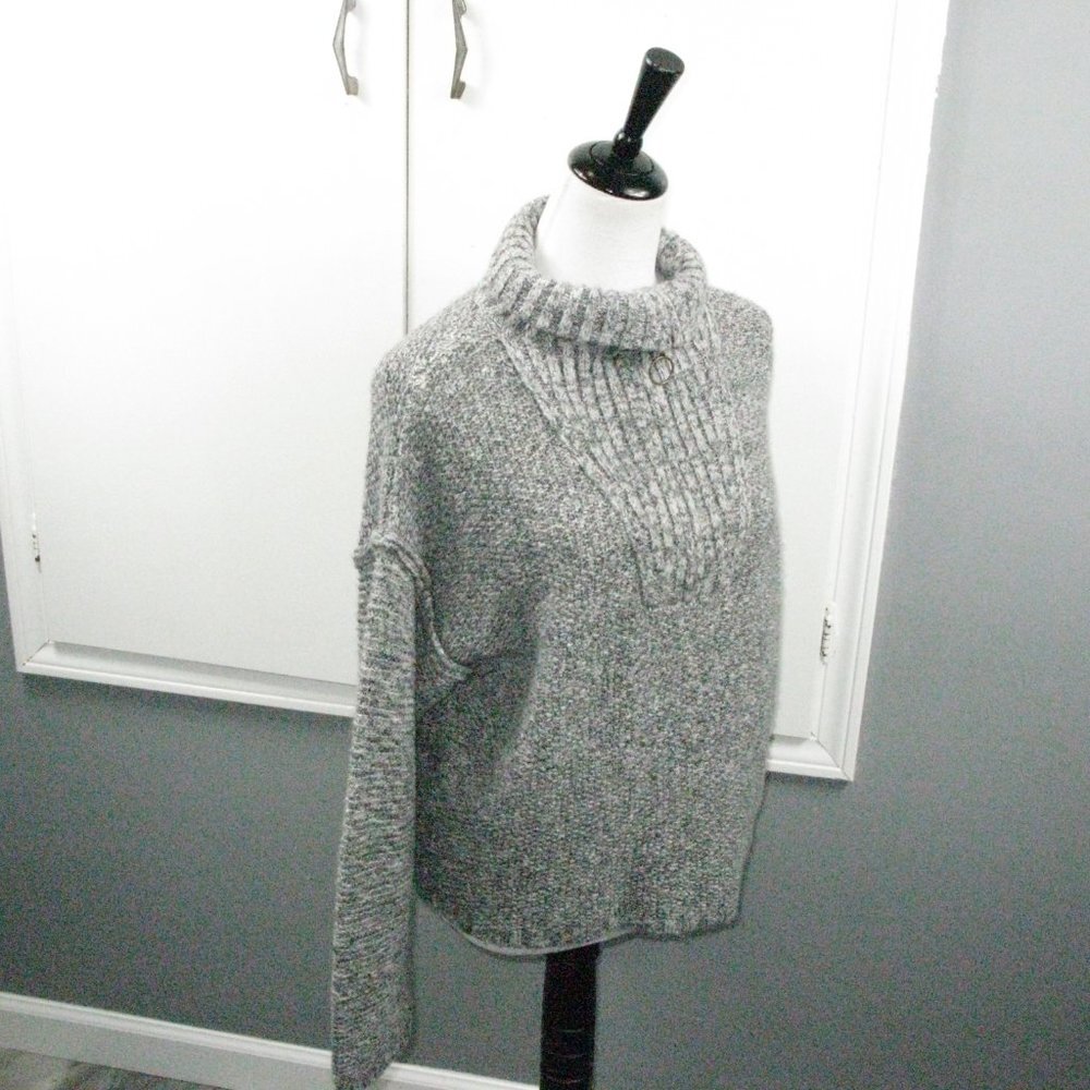 Universal Thread Gray Partial Zip Front Sweater S… - image 5